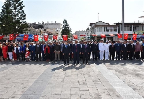 İlçemizde 29 Ekim Cumhuriyet Bayramı Coşkuyla Kutlandı